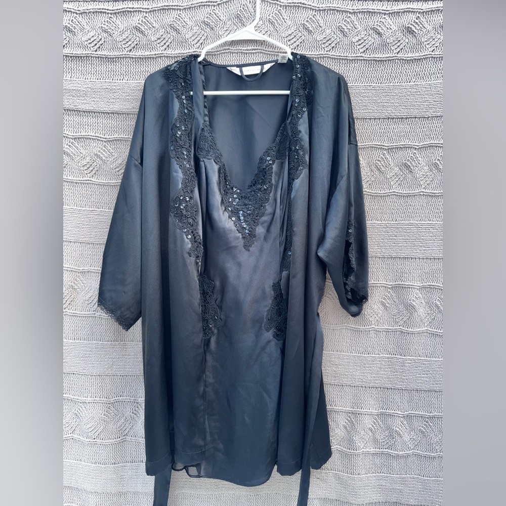 Victoria's Secret Black Satin Lace Robe
